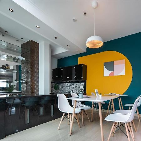 Cove Taman Jacarta Exterior foto