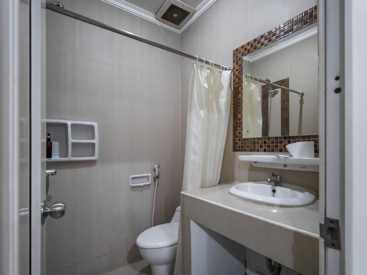 Cove Taman Jacarta Exterior foto